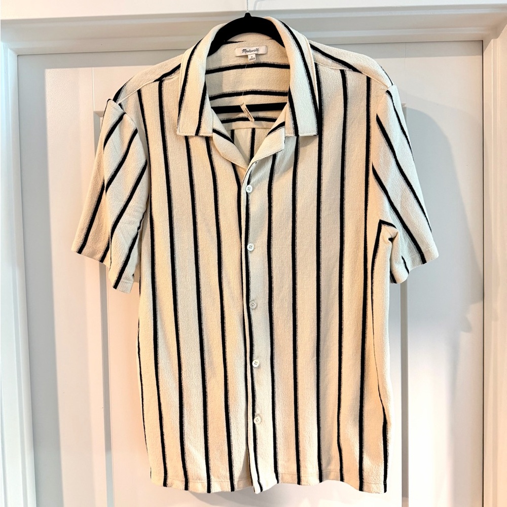 Made Well Mens shirt - Medium